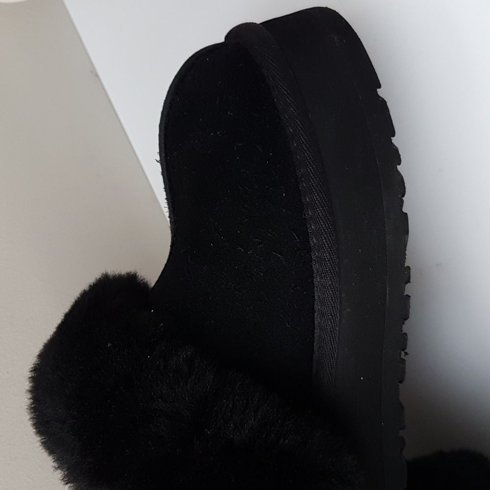 UGG Women's Plush Black Slippers - Picture 10 of 12